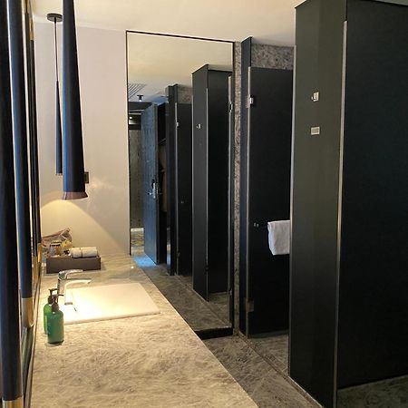 柏高酒店-深圳公明广场地铁站店 Экстерьер фото